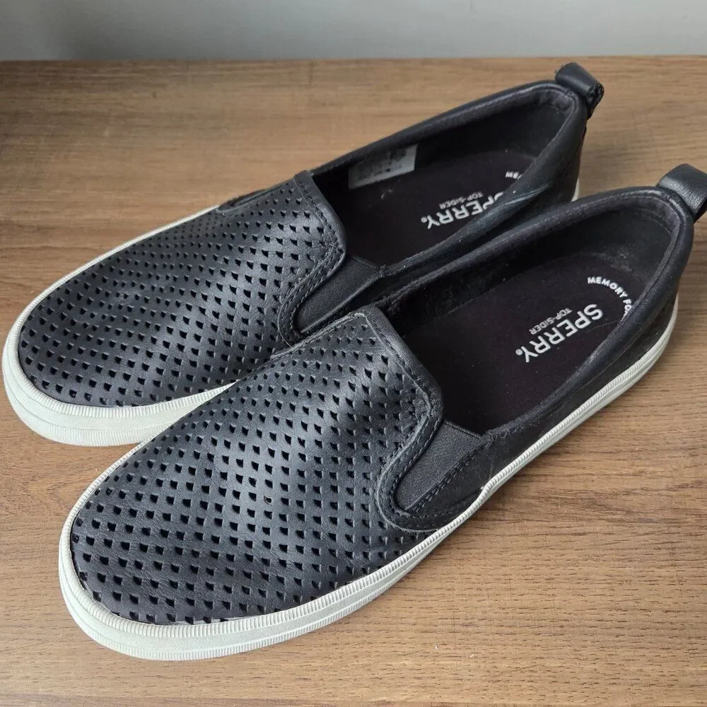 EUC SPERRY TOP SIDER BLACK GENUINE LEATHER UPPER PERFORATED SHOES SIZE 9 WOMENS